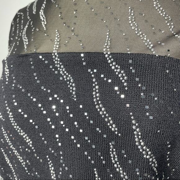 St John Santana Knit Sequin Sleeveless Blouse Black Silver NWT M $585 - Picture 3 of 15